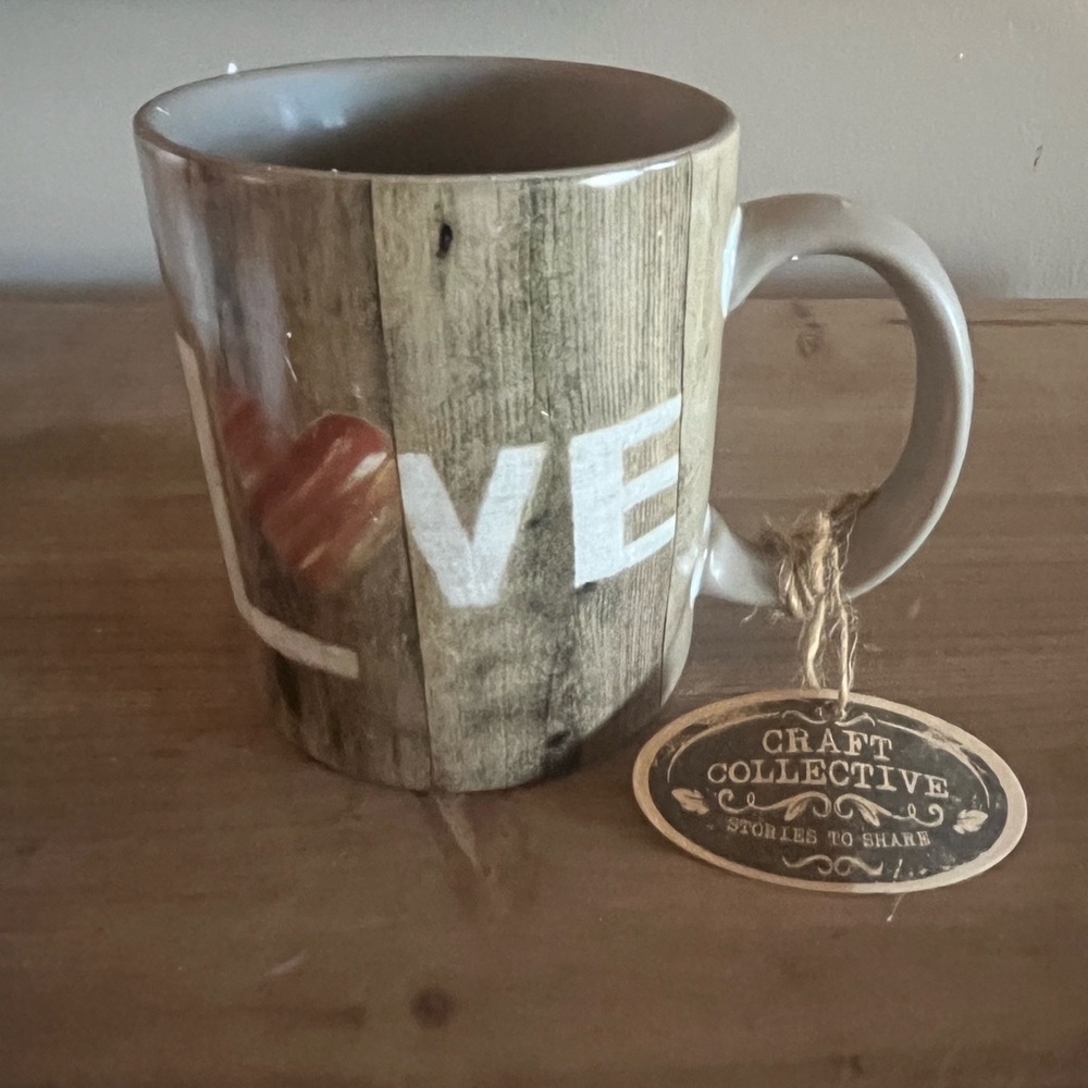 Avon Rustic Brown and White Mug‎